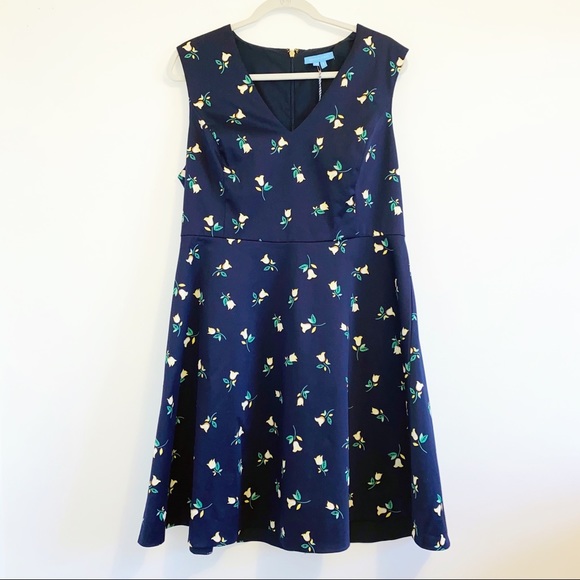 Draper James Dresses & Skirts - New Draper James Navy Sleeveless Love Circle Dress